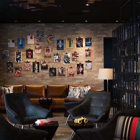 Renaissance Montreal Downtown Hotel Dış mekan fotoğraf